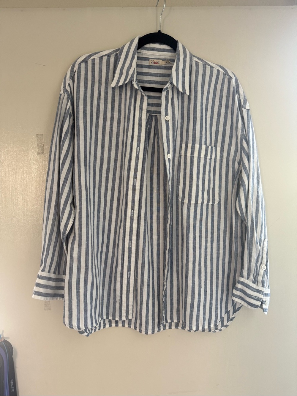 Faherty navy & White LINEN Stripe Button-Down Shirt